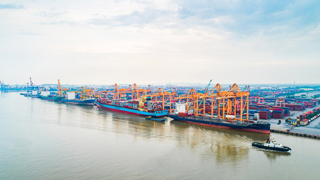 Cảng Hải Phòng phát huy truyền thống lịch sử, thúc đẩy đầu tư, nâng cao năng lực cạnh tranh