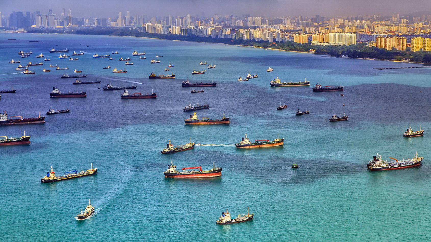 Quản lý chặt giá dịch vụ vận chuyển hàng hải 